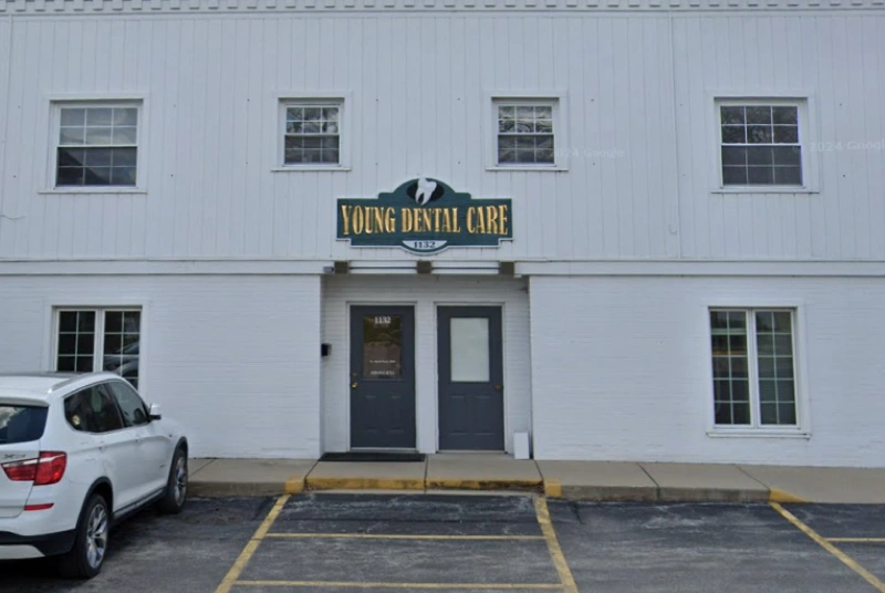 Young Dental Care office exterior at 1132 Prairie St, Aurora, IL.